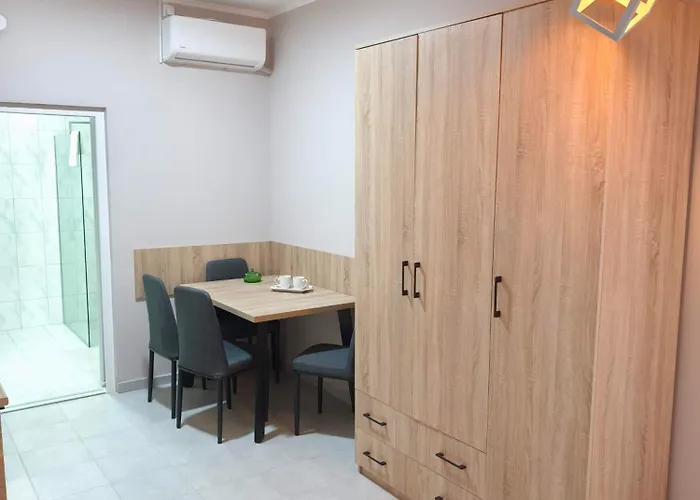 Apartament Trastevere *